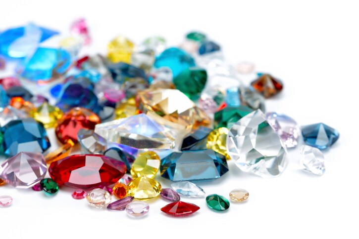 A COMPREHENSIVE LIST OF GEMSTONES