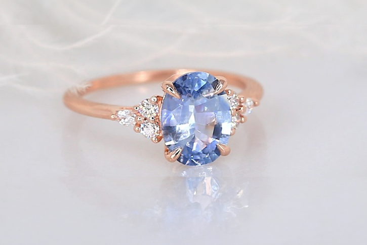 THE TIMELESS ELEGANCE OF GOLD RINGS WITH SAPPHIRE