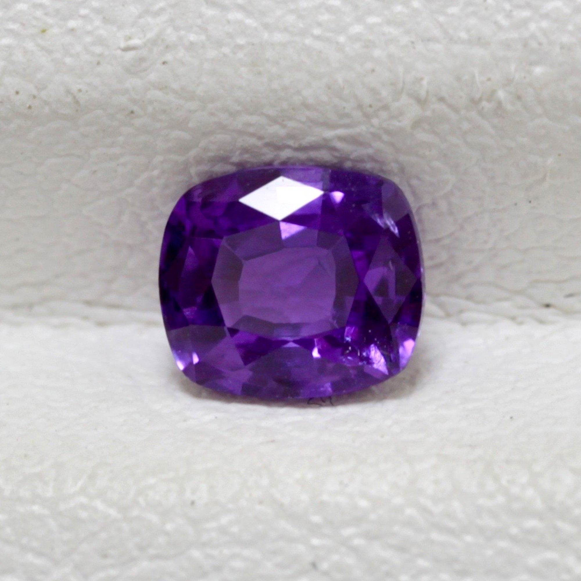 0.70Carat Natural Purple Sapphire Gemstone Cushion Cut