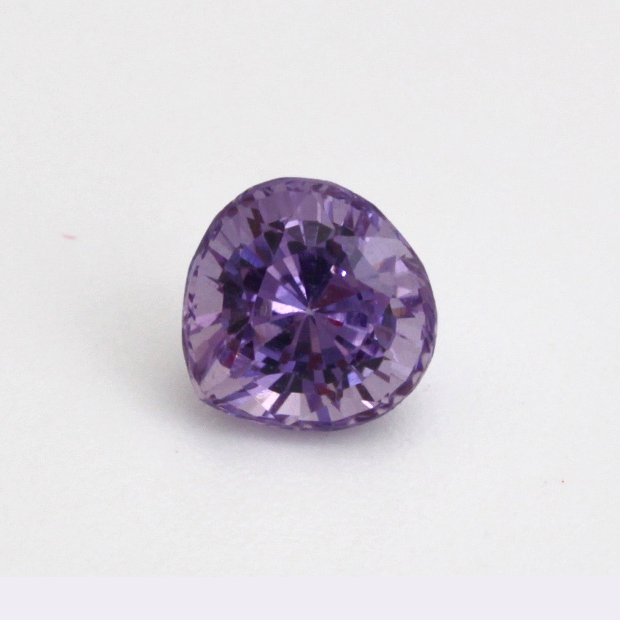 1.02 Carat Natural Purple Spinel Gemstone with Excellent Cutting and Brilliant Luster