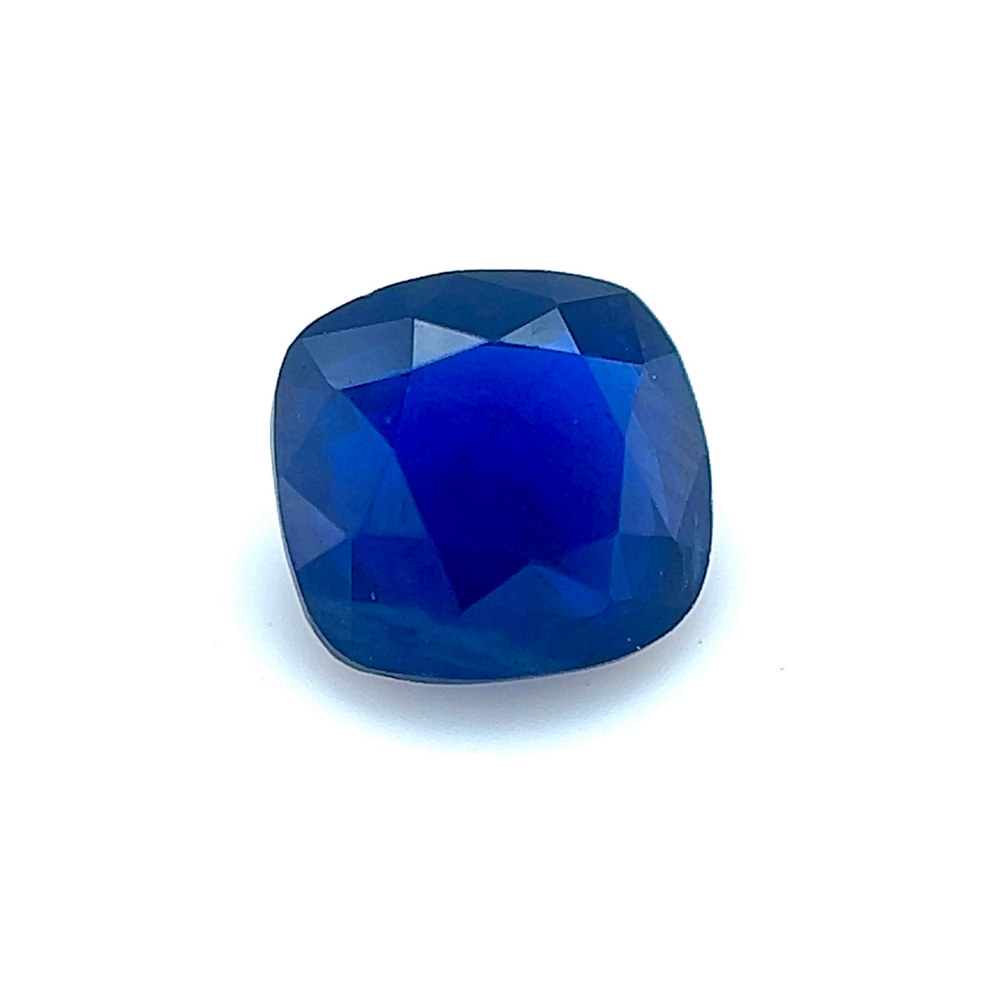 1.05 Carat Natural Blue Sapphire Cushion Cut with Very Good Color